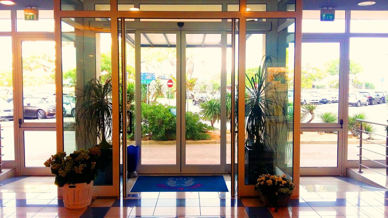 Hotel Bellevue Caorle Buitenkant foto